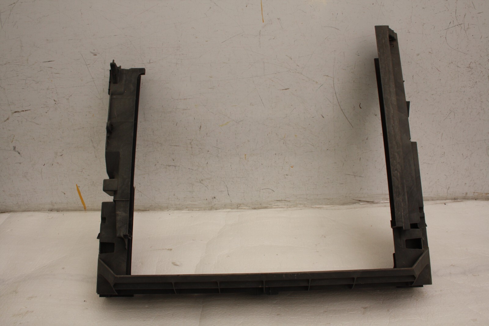 BMW X5 X6 E70 E71 E72 Cooling Radiator Frame 7631474 Genuine