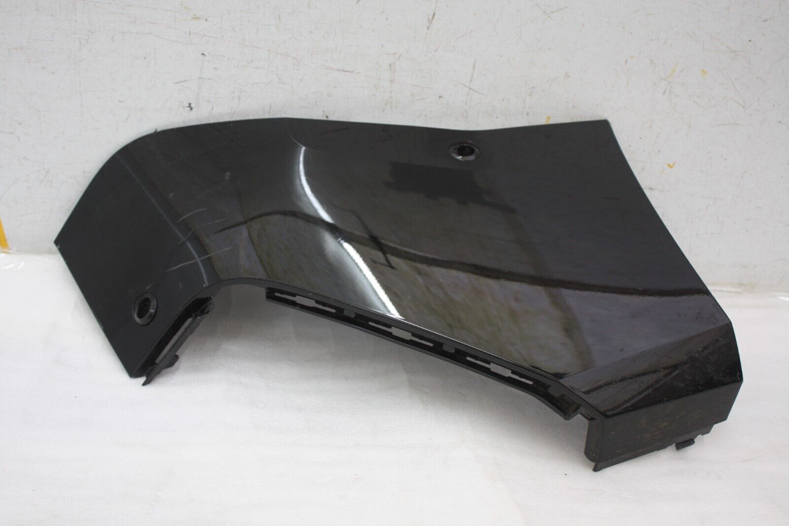 BMW iX I20 Rear Bumper Right Corner 51129491668 Genuine *DAMAGED*