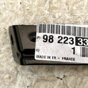Citroen Berlingo B Front Left Side Wing Mount Bracket 9822333180 Genuine - Image 2