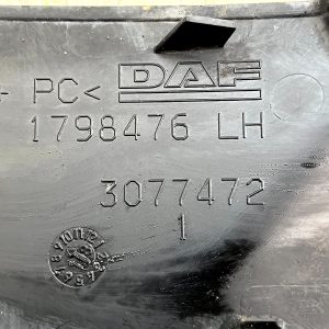 DAF XF Front Left Lower Grille Towing Eye Cap Cover 2012 TO 2021 1798476 Genuine - Image 14