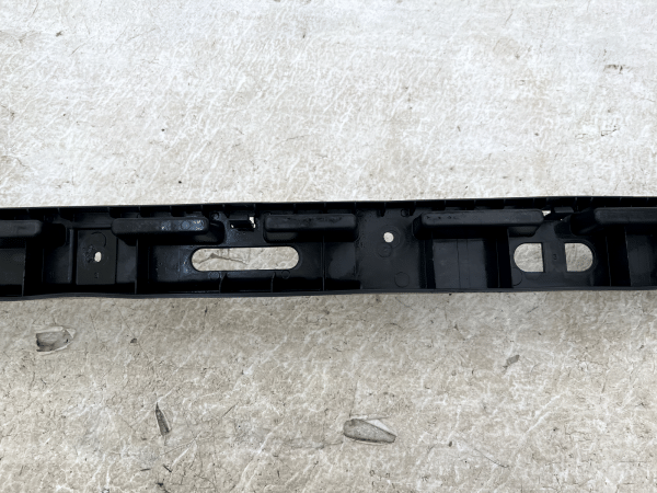 Fiat Panda Mk3 Rear Bumper Mounting Bracket 2012 TO 2021 51880611 Genuine 4 Fiat Panda Mk3 Rear Bumper Mounting Bracket 2012 TO 2021 51880611 Genuine 178510567733 5