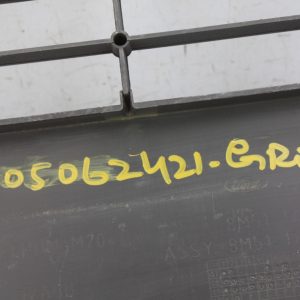 Ford Focus Front Bumper Grill 2008 TO 2011 8M51-17B968-BE Genuine *DAMAGED* - Image 8