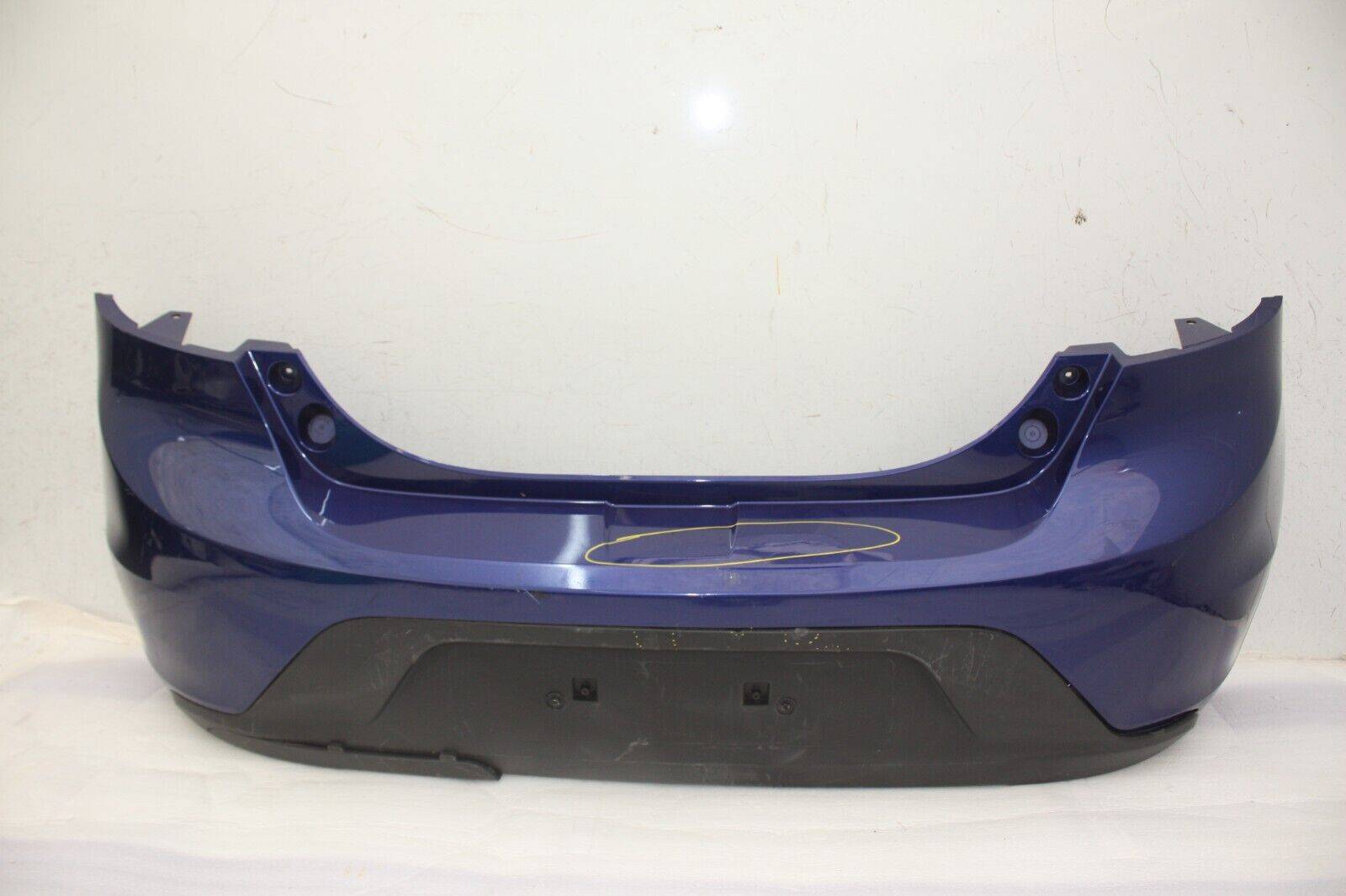 Ford-KA-Plus-Rear-Bumper-2016-TO-2018-G1B5-17K835-AAW-Genuine-DAMAGED-176645325263