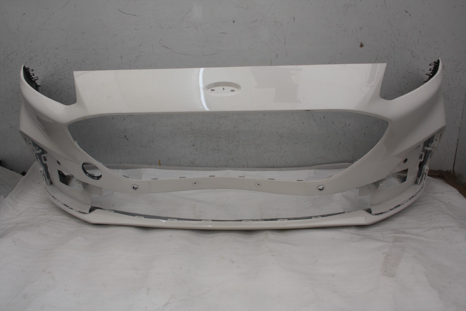 Ford Kuga ST Line Front Bumper 2020 TO 2024 LV4B-17D957-H Genuine *DAMAGED*