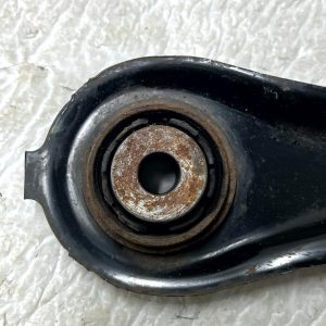 Honda CR-V Rear Left / Right Lower Suspension Control Arm 52370-TMJ-T00 Genuine - Image 13