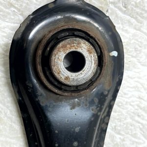 Honda CR-V Rear Left / Right Lower Suspension Control Arm 52370-TMJ-T00 Genuine - Image 6