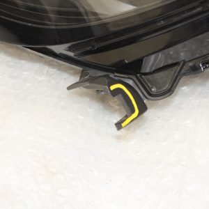 Honda Jazz Right Side Headlight 2020 TO 2024 Genuine *DAMAGED* - Image 6