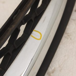 Hyundai i10 Front Bumper Grill 86361-0X200 Genuine *DAMAGED* - Image 6