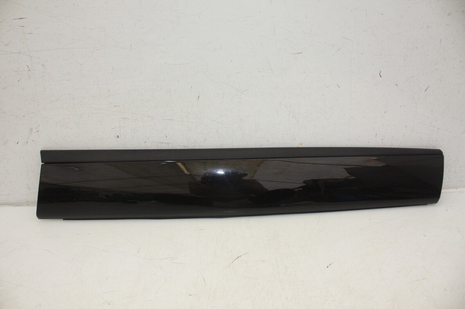 Jaguar F Pace X761 Front Right Side Door Moulding 2016 ON HK8M-21064-ABW Genuine