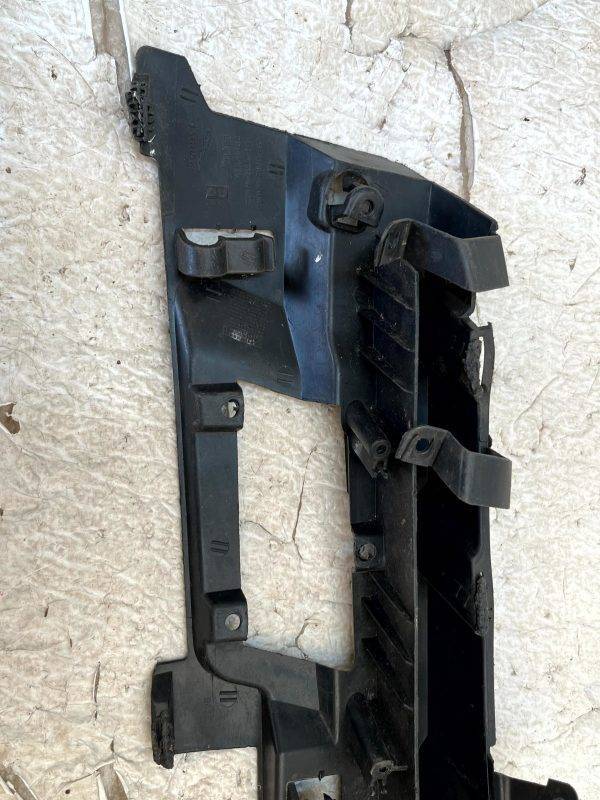 Jaguar XE X760 Front Bumper Right Mount Bracket 2014 2019 GX73 17C862 AA Genuine 178509973003 7
