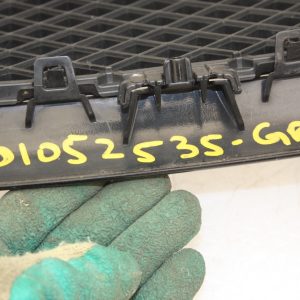 Jaguar XF X250 Front Bumper Grill CX23-8A100-AA Genuine - Image 7