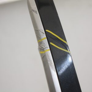 Kia Niro Front Bumper Trim 2022 ON 86371-AO000 Genuine *DAMAGED* - Image 8
