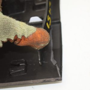 Kia Sportage V Front Left Door Moulding 2022 ON 87723-R2300 Genuine *DAMAGED* - Image 11