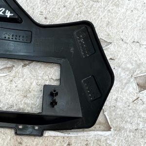 Kia Stonic Rear Bumper Left Side Inner Mount Bracket 2024 ON 86651-H8BA0 Genuine - Image 8