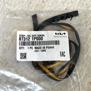 Kia Venga Rear Tailgate Weatherstrip Seal 2010 TO 2015 87312-1P000 Genuine - Image 6