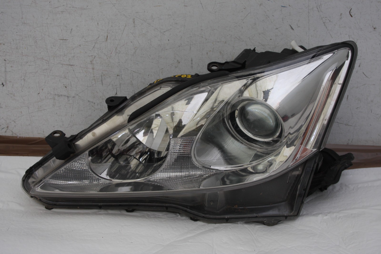 LEXUS IS250 IS350 Left Side Headlight 2006 to 2008 Genuine *DAMAGED*