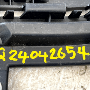LR Range Rover L405 Rear Bumper Right Bracket 2012-2018 CK52-17A881-AE Genuine 29 LR Range Rover L405 Rear Bumper Right Bracket 2012-2018 CK52-17A881-AE Genuine - Image 15