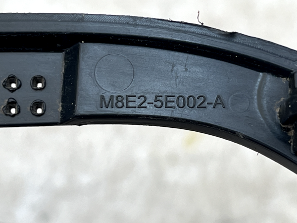 LR Range Rover Rear Bumper Right Wiring Loom Bracket M8E2-5E002-A Genuine 9 LR Range Rover Rear Bumper Right Wiring Loom Bracket M8E2 5E002 A Genuine 178560614223 10