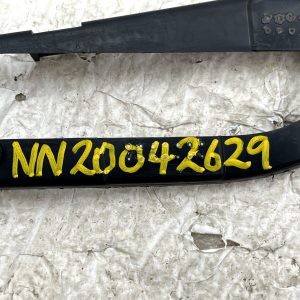 LR Range Rover Rear Bumper Right Wiring Loom Bracket M8E2-5E002-A Genuine 21 LR Range Rover Rear Bumper Right Wiring Loom Bracket M8E2-5E002-A Genuine - Image 11