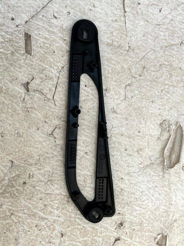 LR Range Rover Vogue Rear Left Bumper Wiring Loom Bracket M8E2 5E003 A Genuine 178510062653 5