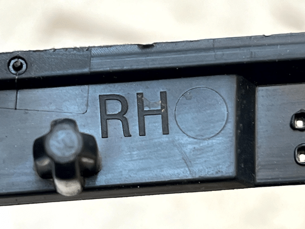 LR Range Vogue Rover Rear Bumper Right Wiring Loom Bracket M8E2 5E002 A Genuine 178510038853 9
