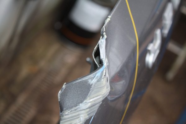 Land Rover Defender Bonnet L663 2020-on damaged 9 Land Rover Defender Bonnet L663 2020 on damaged 178256912003 10