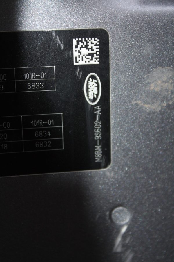 Land Rover Defender Bonnet L663 2020-on damaged 11 Land Rover Defender Bonnet L663 2020 on damaged 178256912003 12