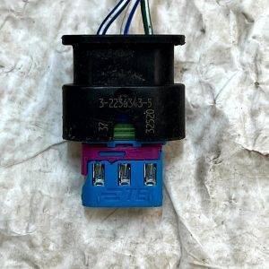Land Rover Defender Discovery Parking Sensor Plug Connector 2236343 Genuine - Image 2