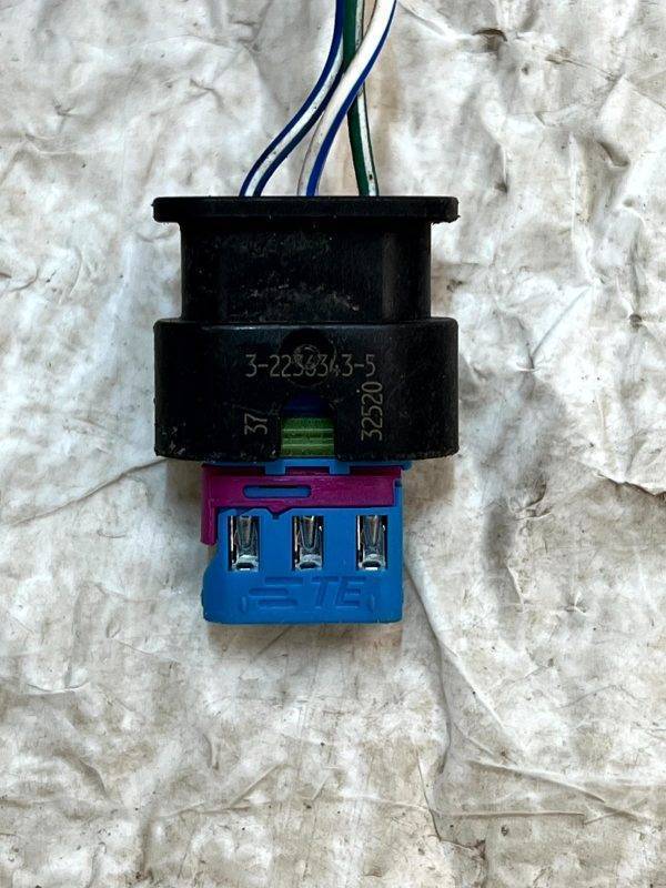 Land Rover Defender Discovery Parking Sensor Plug Connector 2236343 Genuine 178234299713 2