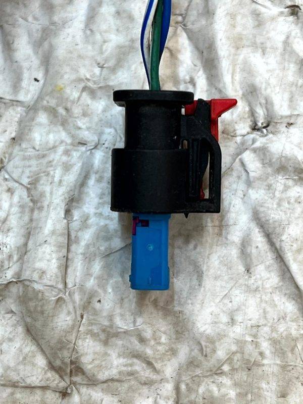 Land Rover Defender Discovery Parking Sensor Plug Connector 2236343 Genuine 178234299713 3