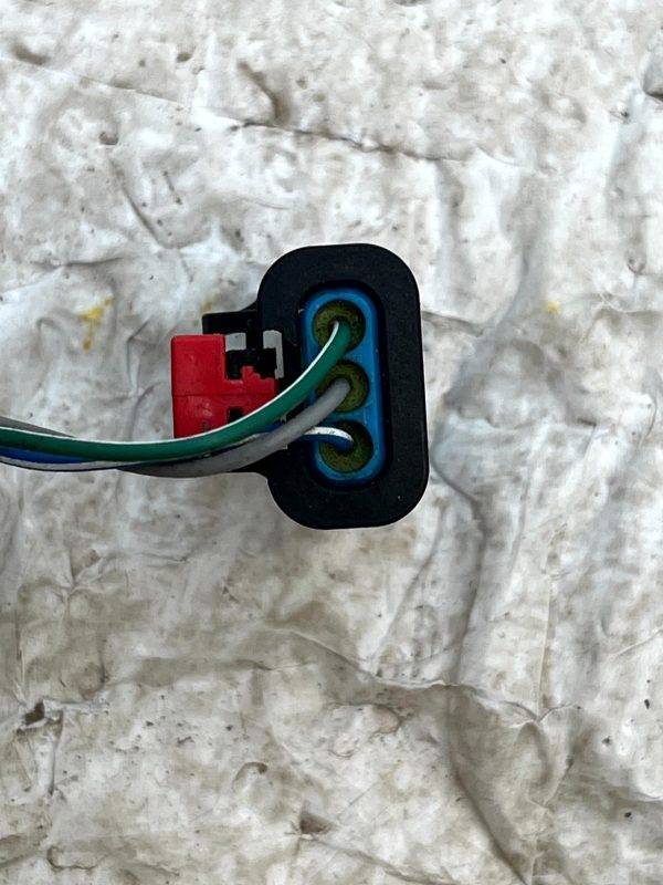Land Rover Defender Discovery Parking Sensor Plug Connector 3-2236343-5 Genuine 5 Land Rover Defender Discovery Parking Sensor Plug Connector 3 2236343 5 Genuine 178321930313 6