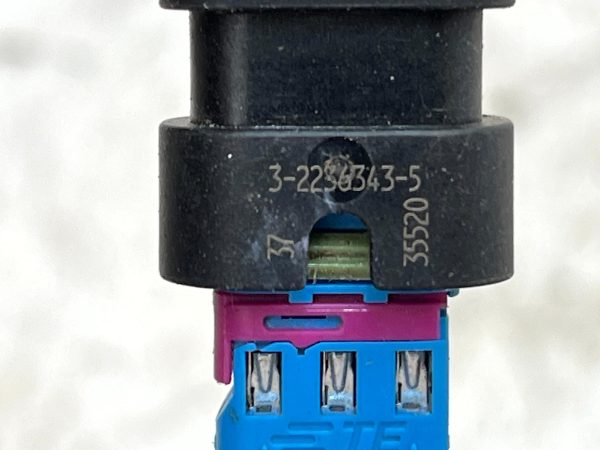 Land Rover Defender Discovery Parking Sensor Plug Connector 3 2236343 5 Genuine 178502126943 8