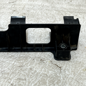 Land Rover Defender Front Left Air Duct Deflector Mount LPLA-9Y475-AD Genuine - Image 14