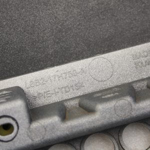 Land Rover Defender L663 Front Bumper Centre Grill 2024 L8B2-17F775-A *DAMAGED* - Image 12