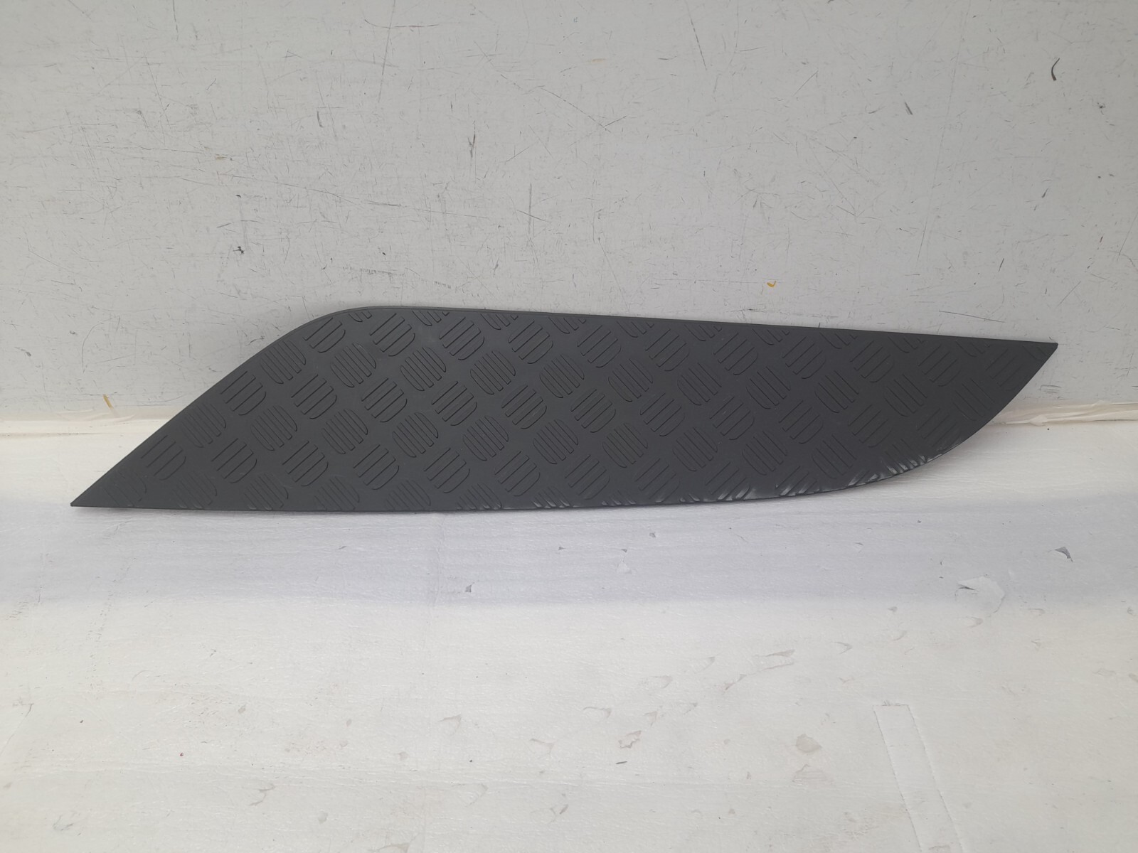 Land Rover Defender L663 Front Right Hood Panel 2020 ON L8B2-16C628-AD Genuine