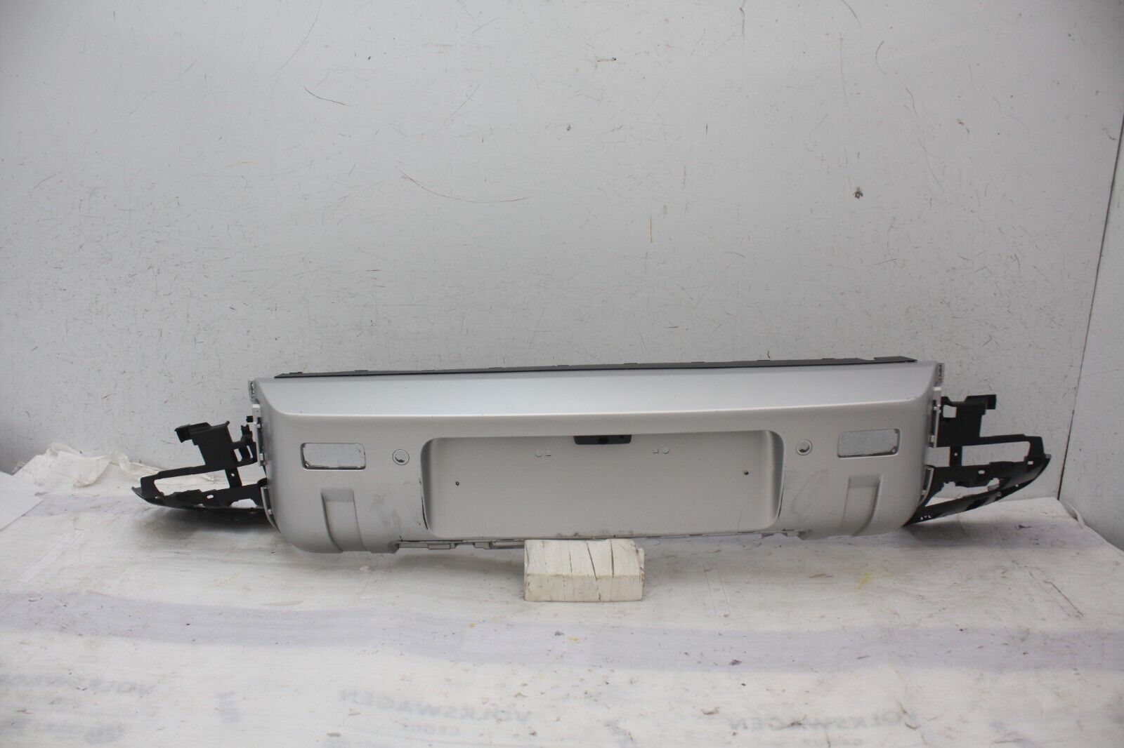 Land Rover Defender L663 Rear Bumper 2020 ON L8B2-17D781-A Genuine *DAMAGED*