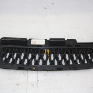 Land Rover Discovery Front Bumper Right Grill HY32-17F816-AA Genuine - Image 1