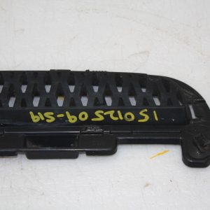 Land Rover Discovery Front Bumper Right Grill HY32-17F816-AA Genuine - Image 7