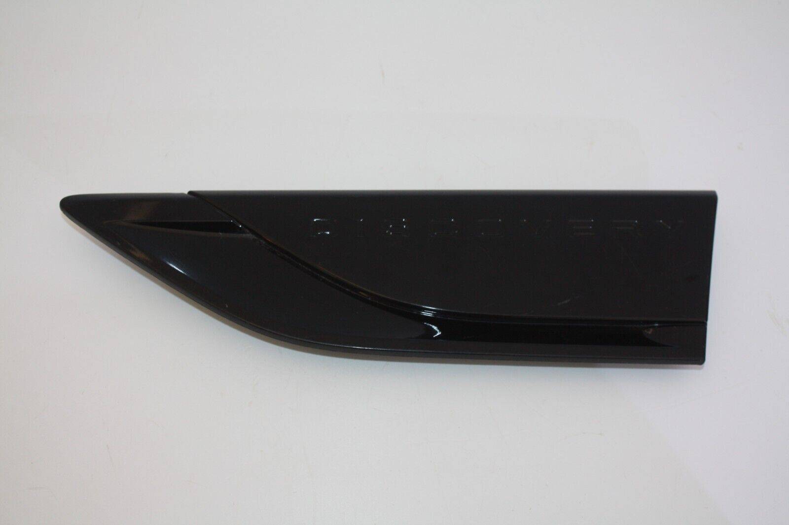 Land Rover Discovery Front Left Wing Trim HY32 280B11 AC Genuine 176234983703