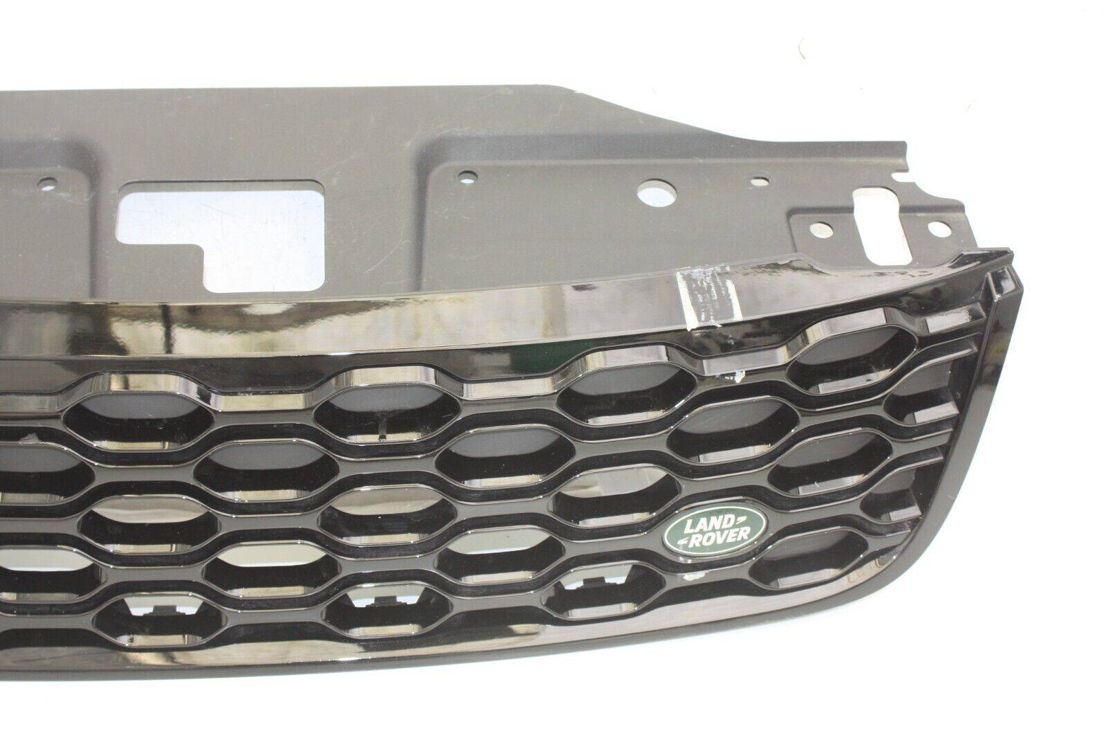 Land-Rover-Discovery-L462-Front-Bumper-Grill-MY42-8200-AD-Genuine-176599317973-2