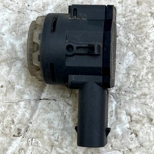 Land Rover Discovery V L462 PDC Parking Distance Sensor L8B2-15K859-DA Genuine - Image 3