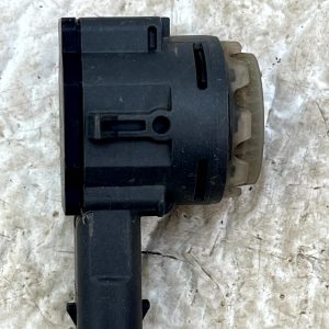 Land Rover Discovery V L462 PDC Parking Distance Sensor L8B2-15K859-DA Genuine - Image 4