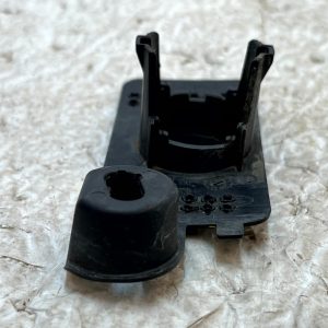 Land Rover PDC Parking Distance Sensor Holder Bracket MY42-15K873-A Genuine - Image 7