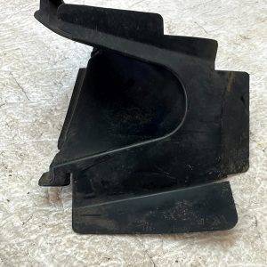 Mazda 3 Front Front Right Side Bumper Air Duct Guide BHE4-501U1 Genuine - Image 4