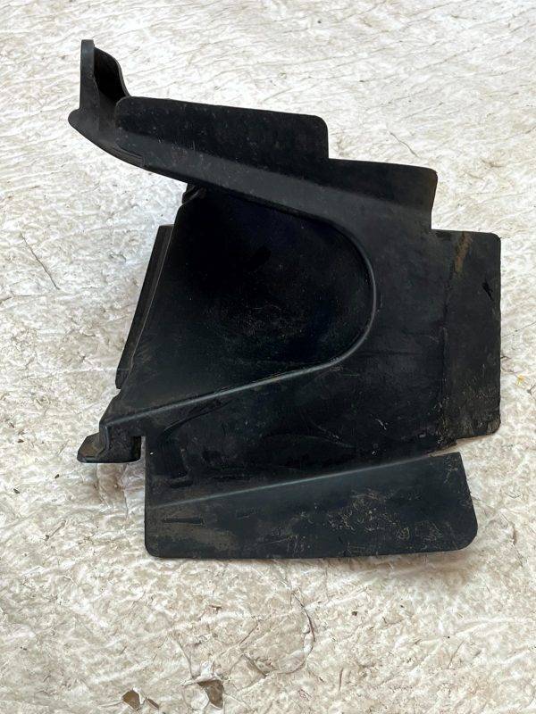 Mazda 3 Front Front Right Side Bumper Air Duct Guide BHE4 501U1 Genuine 178239060953 4