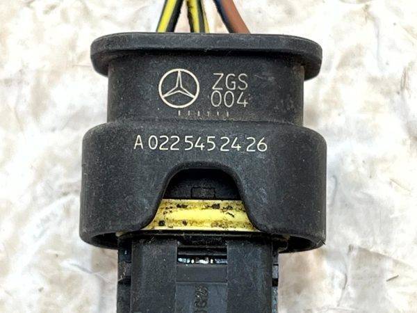 Mercedes A B C E CLA GLA PDC Parking Sensor Plug Connector A0225452426 Genuine 7 Mercedes A B C E CLA GLA PDC Parking Sensor Plug Connector A0225452426 Genuine 178439628633 8