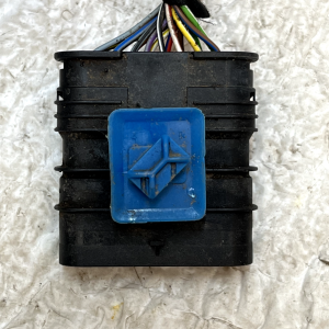 Mercedes C Class W204 PDC Parking Sensor Loom Plug Connector A0001534524 Genuine - Image 5