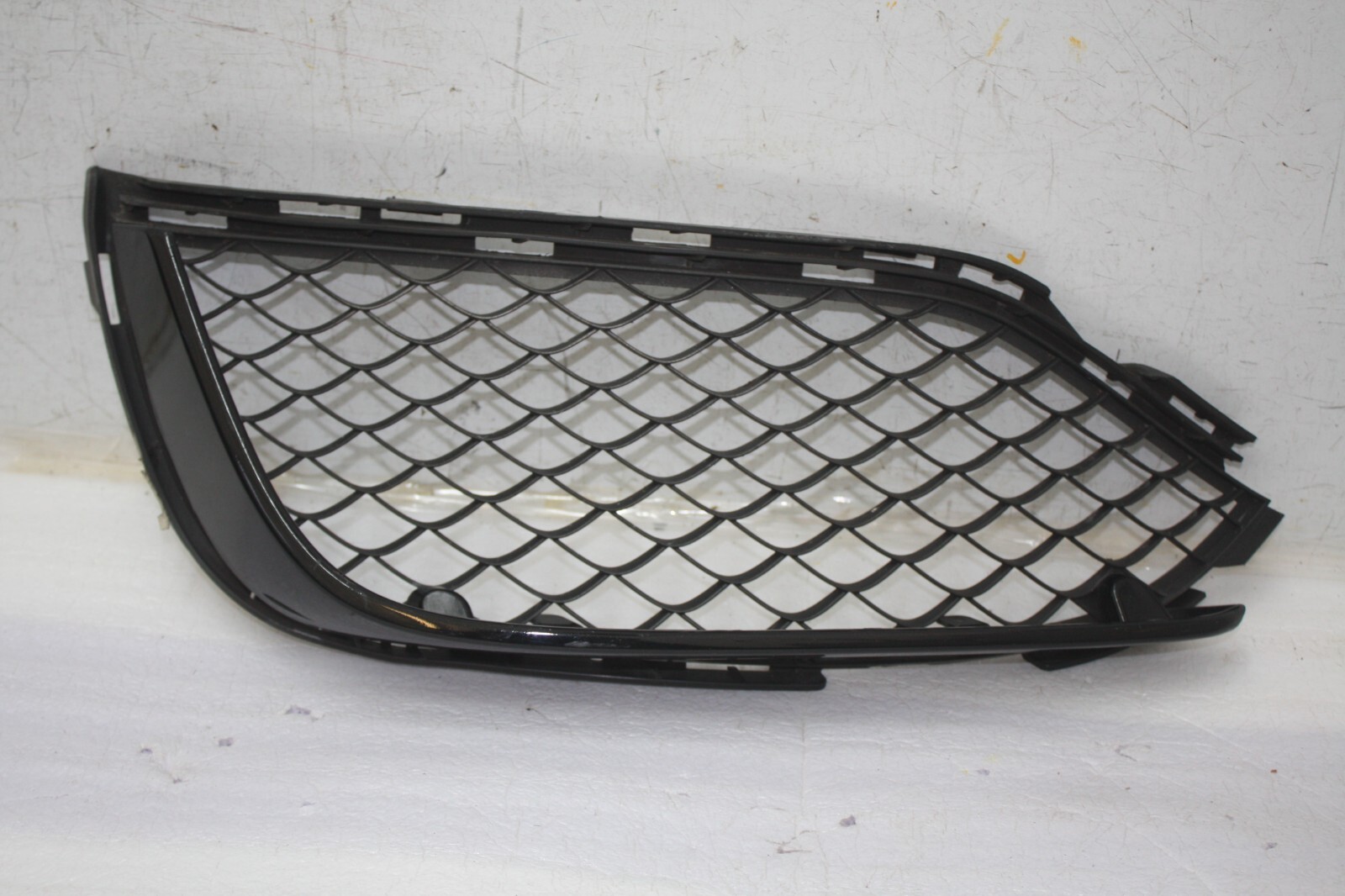Mercedes C Class W205 AMG C63 Front Bumper Left Grill 2014 TO 2018 A2058852723