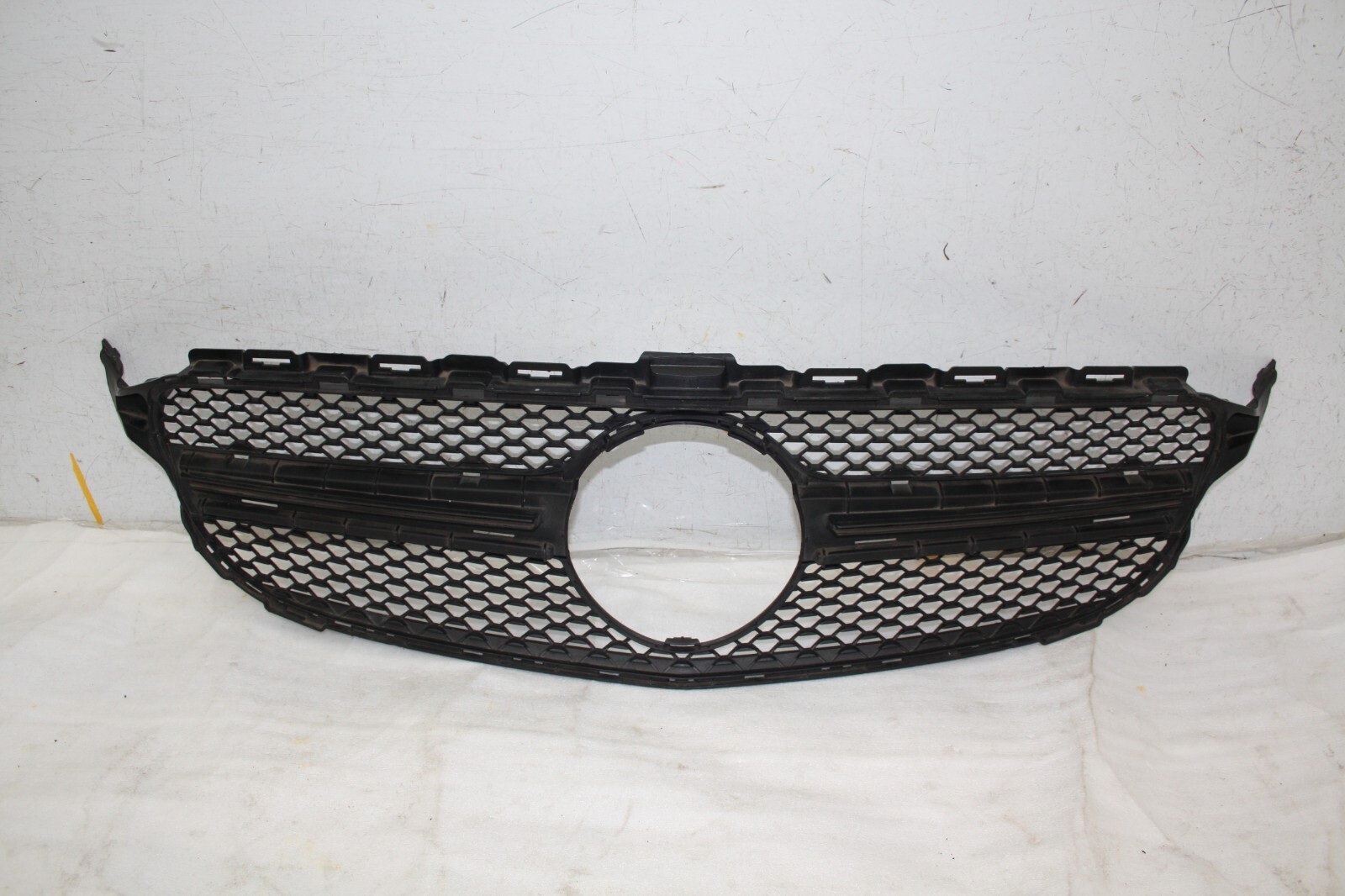 Mercedes C Class W205 AMG Front Bumper Grill 2014 TO 2018 A2058881900 Genuine