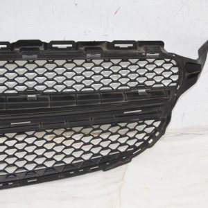 Mercedes C Class W205 AMG Front Bumper Grill A2058881900 Genuine - Image 3